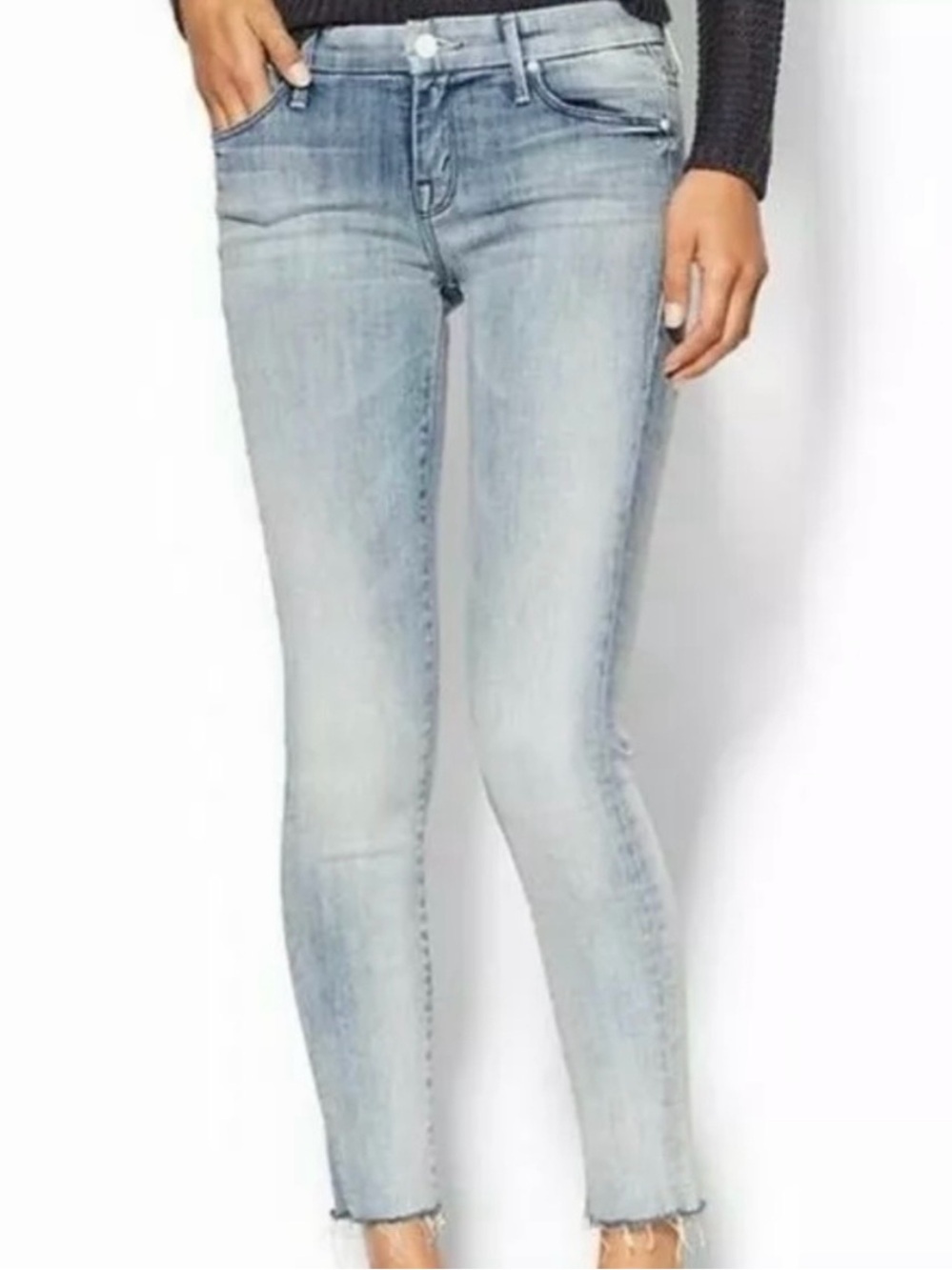 MOTHER Looker Ankle Fray Jean in Clear As Day